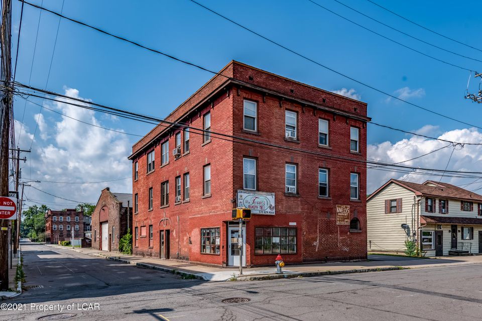 160 n washington