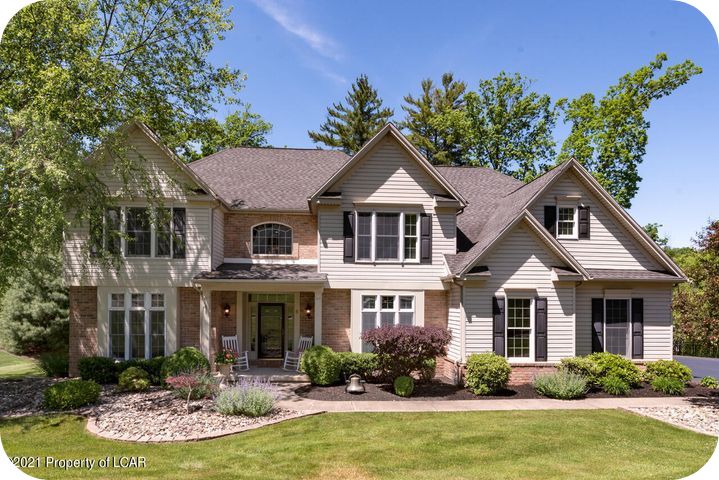 6 Morris Cir