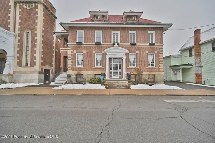 124 willow ave