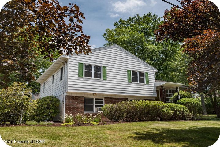 61 Highland Blvd