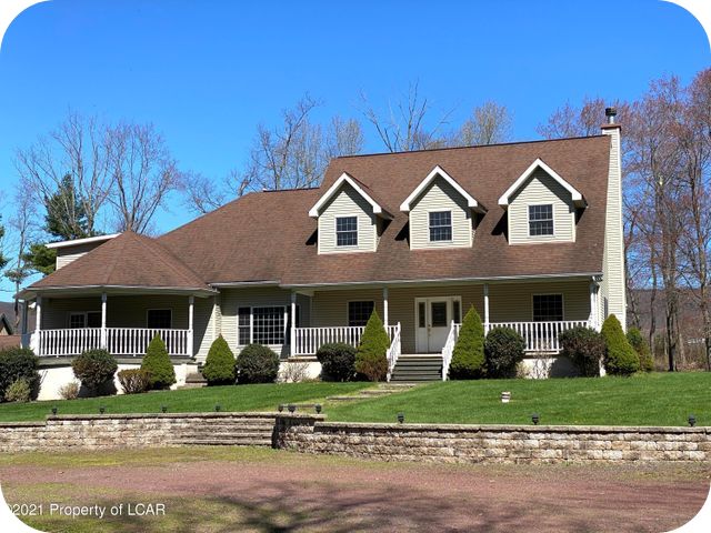 38 oak leaf ln