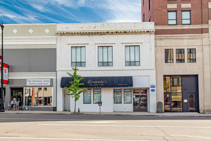 109 w broad